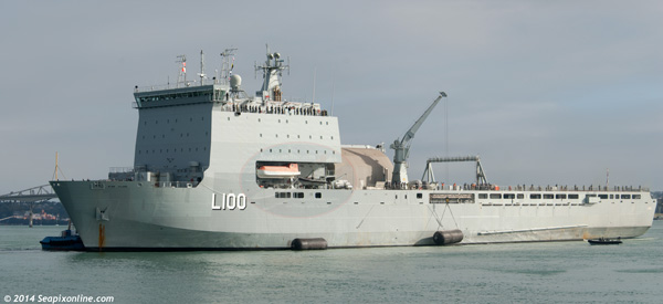 HMAS Choules, RFA Largs Bay ID 9581