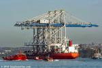 ID 11464 ZHEN HUA 25 (1988/38255grt/49099dwt/IMO 8700242, ex-YELLOW SEA) arrives in Auckland from Shanghai after a three-week voyage to deliver three new-generation container cranes. Built by ZPMC the cranes,...